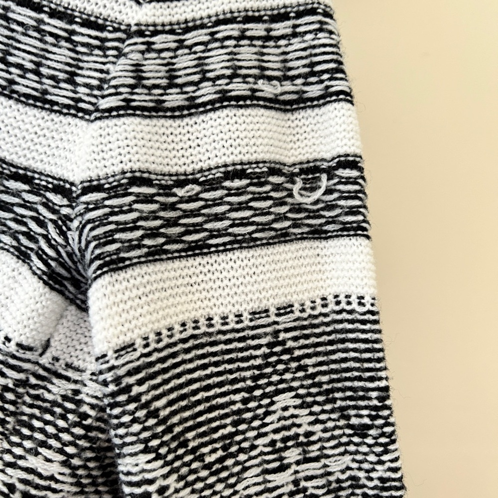 Cardigan - Picture 3 of 6